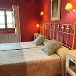 Hotell La Casona De Gueelitos 3*
