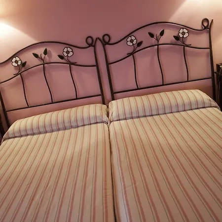 La Casona De Güelitos 3*