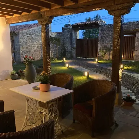 Hotel La Casona De Gueelitos Santillana del Mar
