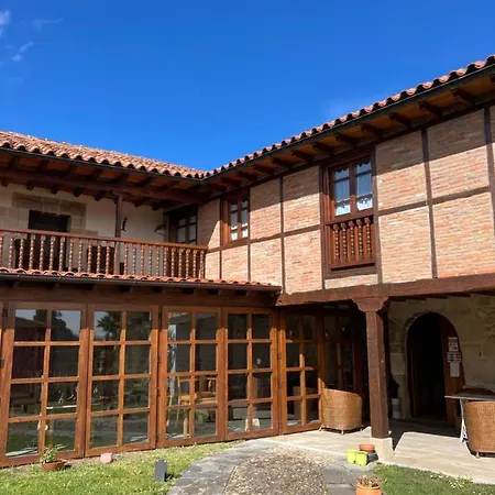 Hotel La Casona De Güelitos Santillana del Mar