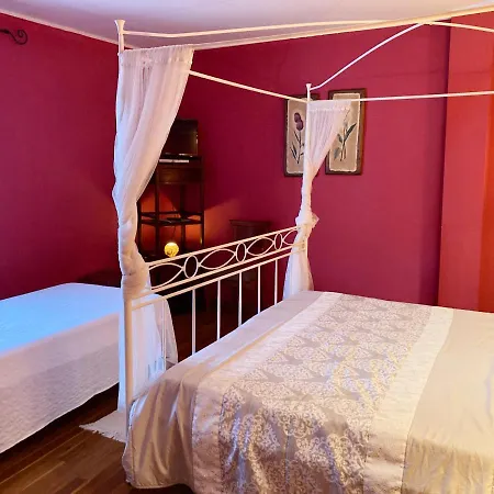 La Casona De Güelitos