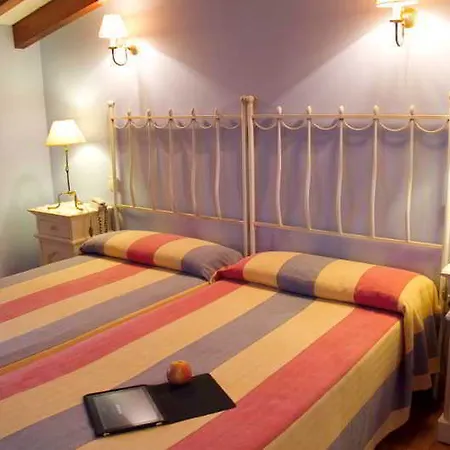 La Casona De Güelitos
