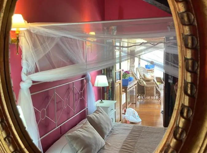 Hotel La Casona De Gueelitos 3*