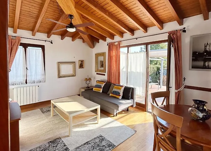 Hotel La Casona De Gueelitos 3*